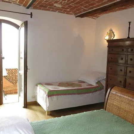 Vadonia Sleeps 12 Pool Wifi Semesterbostad