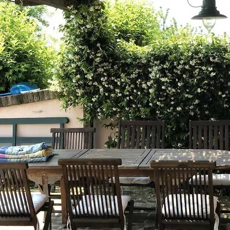Vadonia Sleeps 12 Pool Wifi